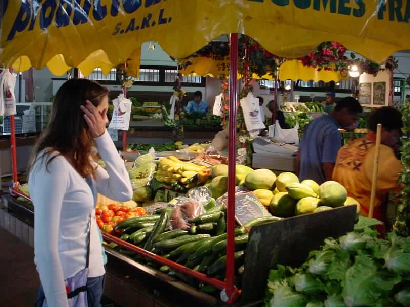 marche de Noumea.jpg